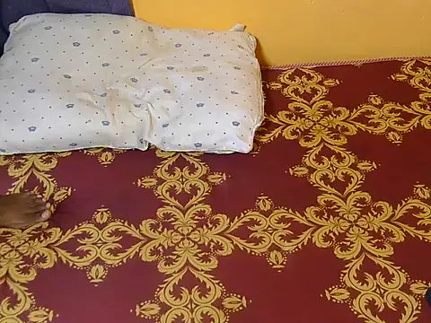 Cali_17 Chat XXX in diretta