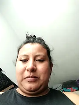 SexyandnaughtyLatinos Webcam Show