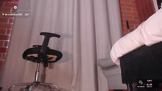 AGATHAA_WHITE's Live XXX Chat