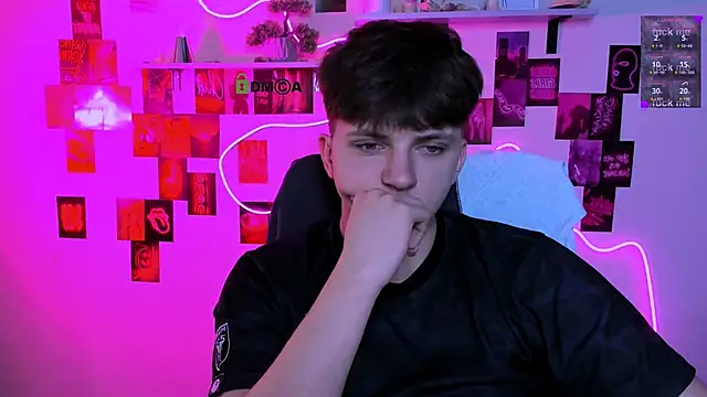 Chat +18 de travis_wolf_ ao vivo