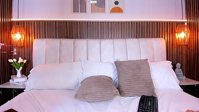 LisaLain Obrolan Langsung XXX