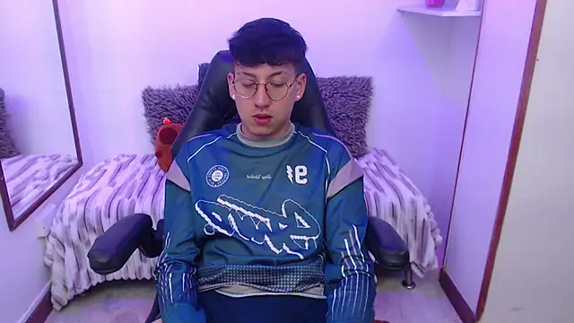 Evan_Connell webkamerás műsora