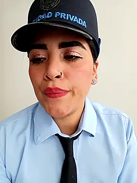 MAYE__13のライブXXXチャット