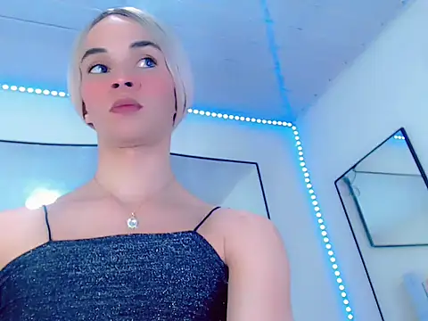 Karla_hot777's Webcam Show