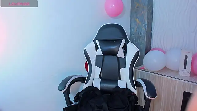 XXX chat uživo modela Noah_carter16