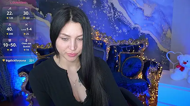 EliseVelour's Live XXX Chat