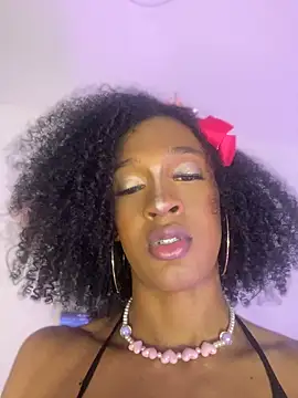 Mia_royal Show Webcam