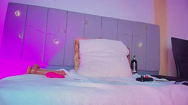 InnaMebarak's Live XXX Chat