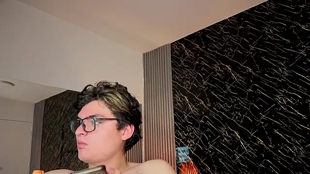 andy_mora69 – Kamerová šou