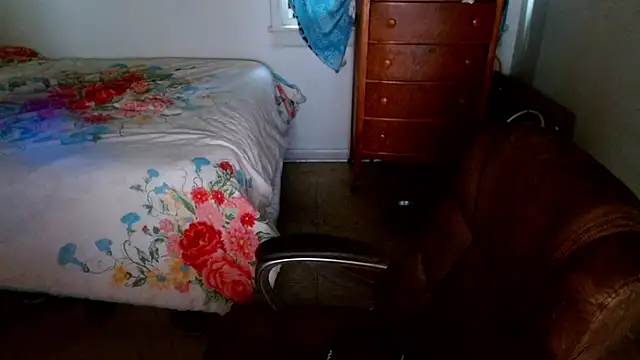 DADDY_KANE8--- Adlı Modelin Canlı XXX Sohbeti