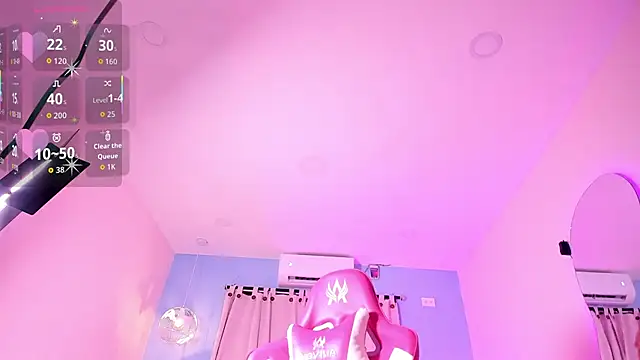 Chatroom XXX en direct de LOU_22_