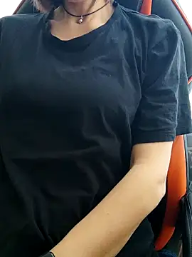 Chat XXX en directo de Aashikalaa