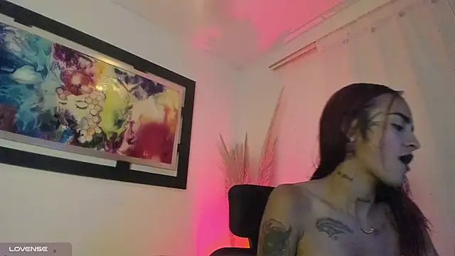 Ravyn_RougeのライブXXXチャット