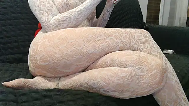 SihirliSofiya Adlı Modelin Canlı XXX Sohbeti