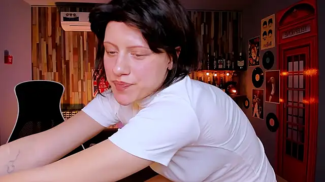 แชท XXX สดของ LidaDarknet