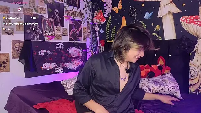 Noah_blackwoodのウェブカメラショー