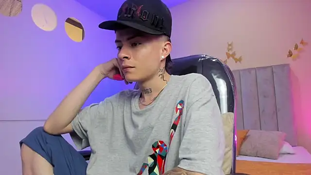 Nascary_Fox Webcam-Show