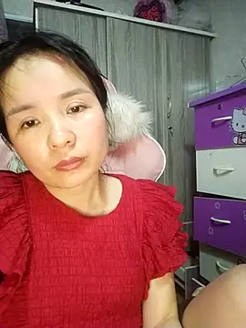 Ivy_Trix2 Live XXX-Chat