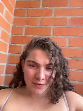 Eva_stark10: διαδικτυακό σόου στην κάμερα