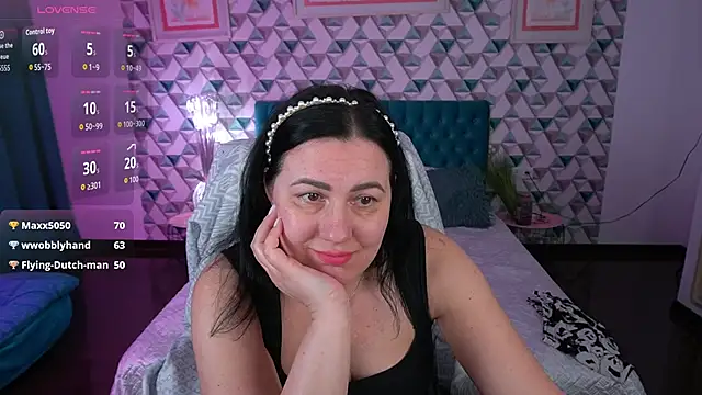 Chat XXX ao vivo de VelvetLuck