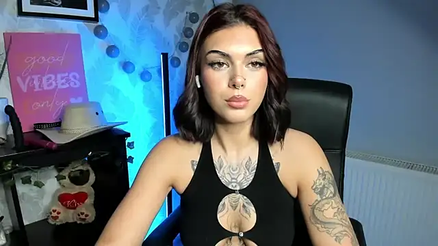 Nova_SIN's Live XXX Chat