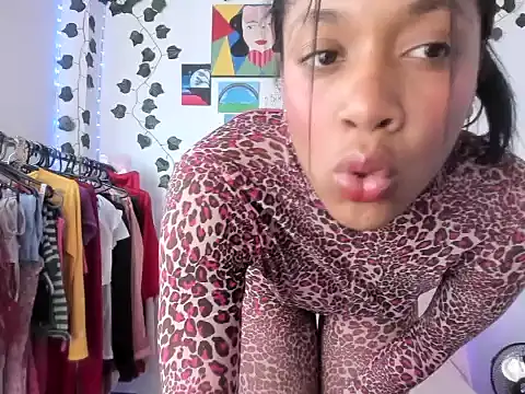 ElectraaJoness' Live XXX Chat