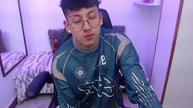 Evan_Connell webcam show