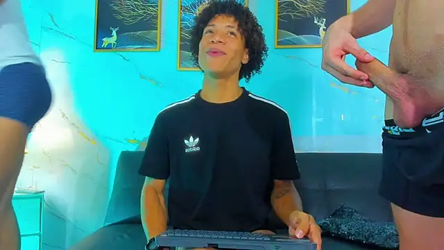 Spicy_guys webkamerás műsora