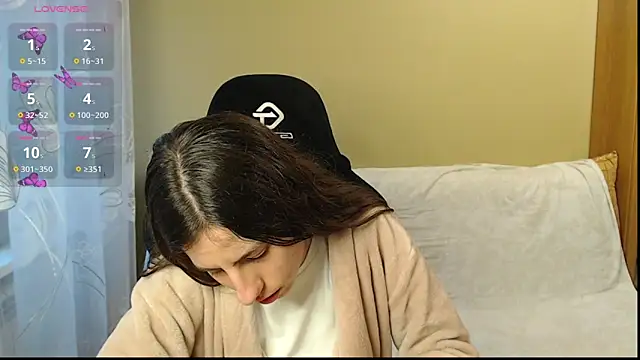 دردشة Effy__Stoner الجنسية المباشرة