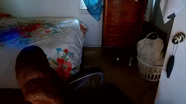 Chat XXX en directo de DADDY_KANE8---