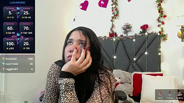 Czat XXX na żywo – IndraKaur_