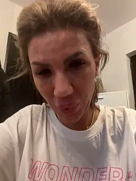 LoreennAny Webcam show