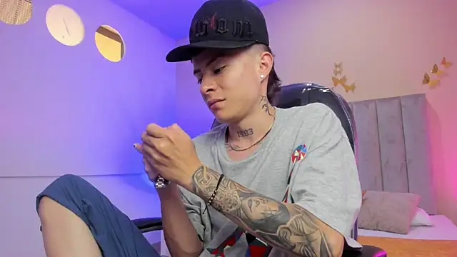 Онлайн чат XXX Nascary_Fox