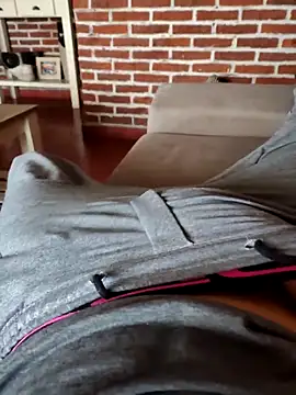 Онлайн чат XXX LuqenZo