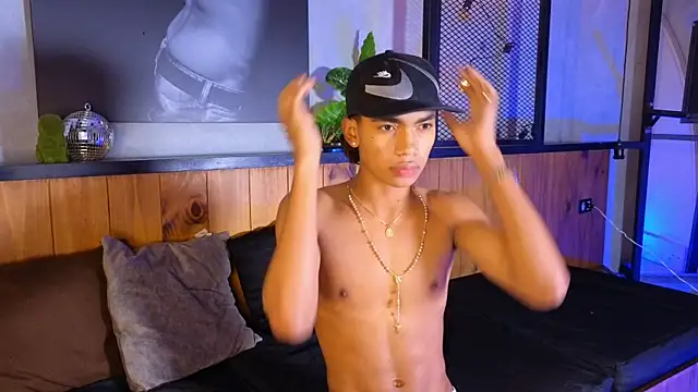 AlanCutee Live XXX-chat