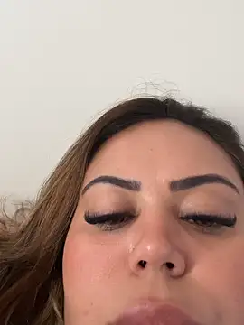 lariic's Live XXX Chat