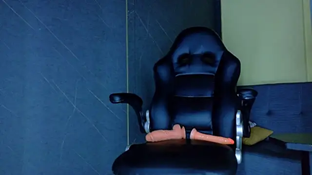 ALANNFERRER Adlı Modelin Web Kamerası Şovu