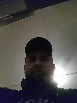 BustedCall: διαδικτυακό σόου στην κάμερα