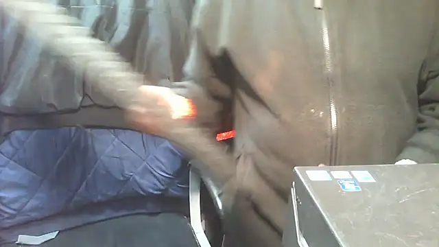 Pokazy przed kamerką – nonnomaturobisex