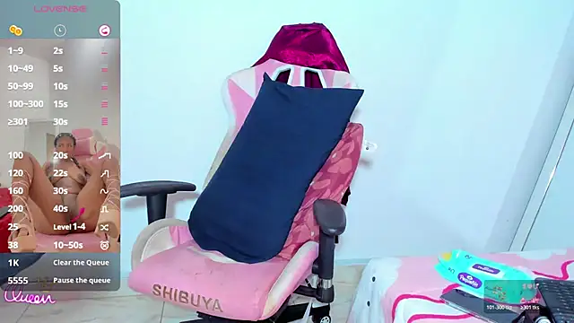 Živý XXX chat myblackdoope