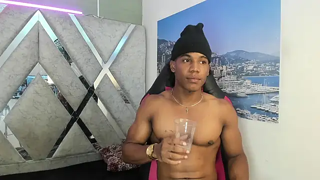 Pokazy przed kamerką – axel_silva4