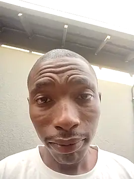 Show de alphamale25 na webcam