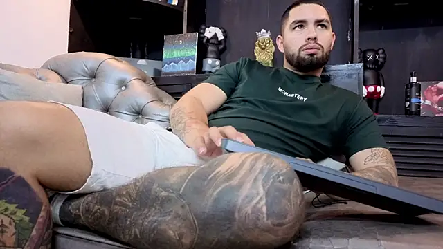 matteosantos – Kamerová šou