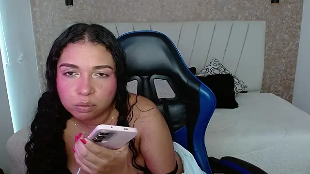 Chat XXX en directo de AliceSmity_