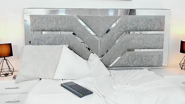 Sky_BigAss Chat XXX in diretta