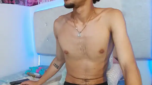 golden_raiden_12 – Live XXX-chat