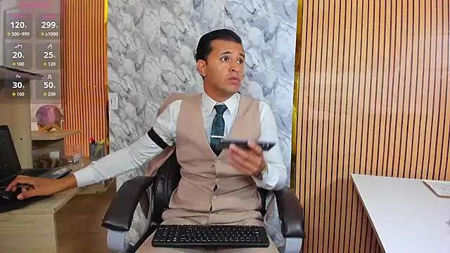 Chat XXX ao vivo de Hideintheoffice