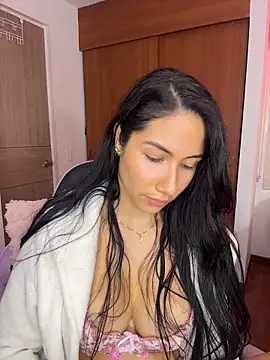 ArianaReynoldss – Naživo XXX chat