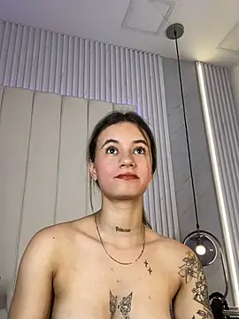 JuliaColemann 라이브 XXX 채팅