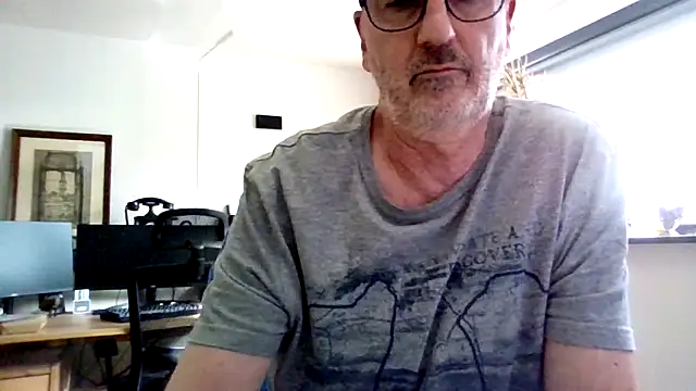 HotLucas66 Show in webcam